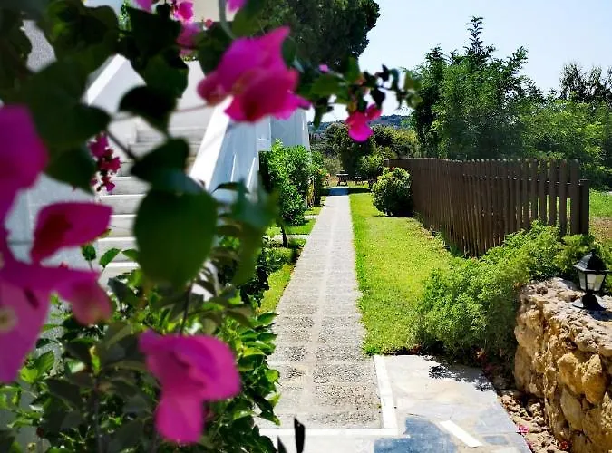 Lägenhetshotell Ilios And Irene Masticharion