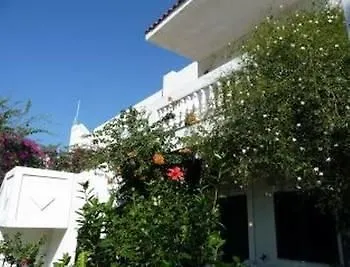 Ilios And Irene Apart-hotel