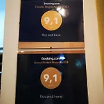 伊利奥斯和艾琳公寓式酒店 公寓式酒店 3*