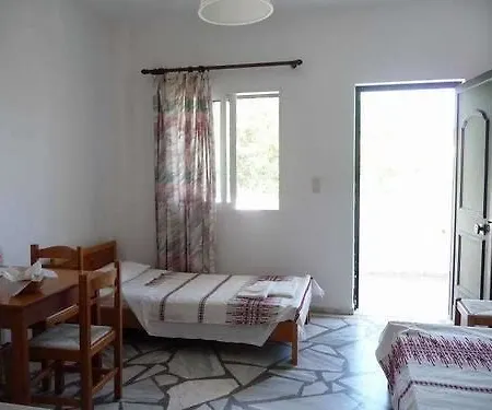 アパートホテル Ilios And Irene