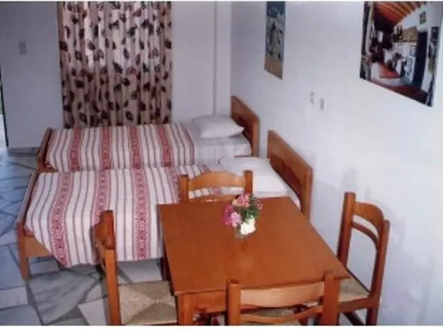 شقة فندقية Ilios And Irene