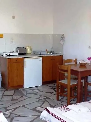 ήλιος και ειρήνη Μαστιχάρι