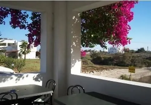 ήλιος και ειρήνη Ξενοδοχείο με διαμερίσματα Μαστιχάρι